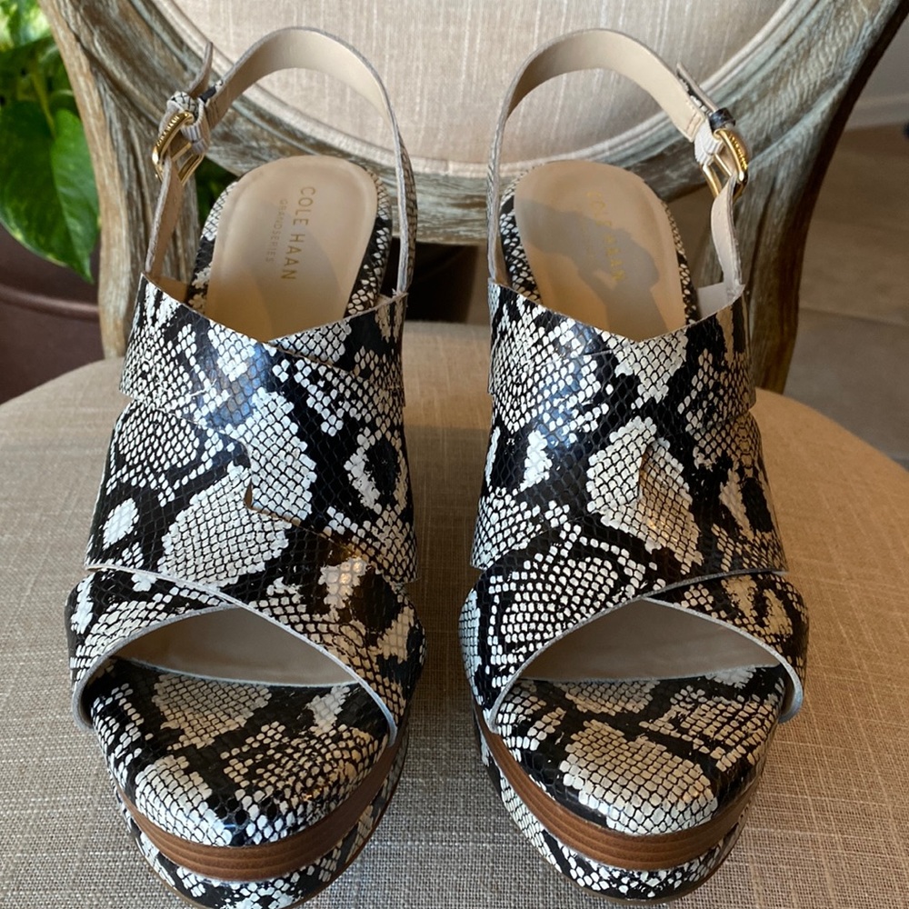 COLE HAAN Laci Platform Wedge Sandal - Picture 3 of 9